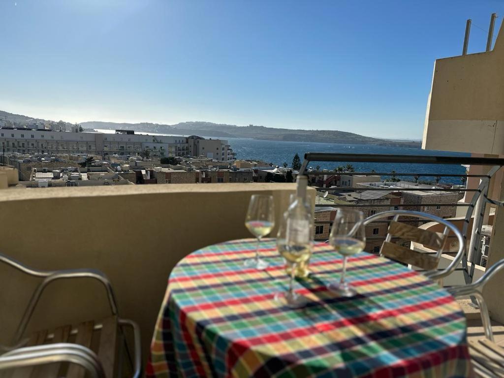Sunset Holiday Apartment St. Paul's Bay Ngoại thất bức ảnh